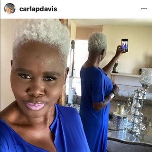 MEET POSHER Carla Davis, fashion brings out the butterflies in me!!!!